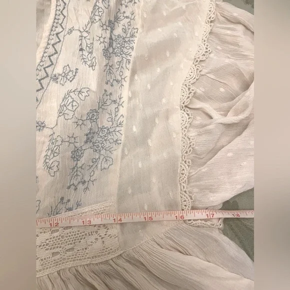 American Eagle Outfitters Blue Embroidered Lace Lightweight Boho Tunic Blouse MD - Picture 10 of 16